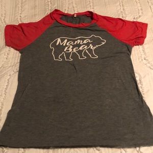 Mama bear raglan T-shirt